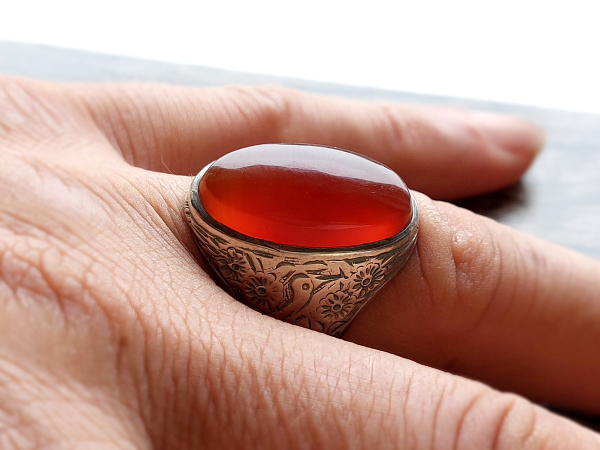 انگشتر قدیمی مردانه عقیق قلمزنی قدیم a237_5 انگشتر قدیمی مردانه عقیق قلمزنی قدیم a237_6