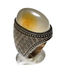 انگشتر فدیوم مردانه عقیق سفید یمنی کهنه مصور f704