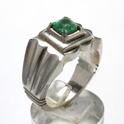 انگشتر مردانه زمرد اصل طبیعی رکاب نقره رزاق