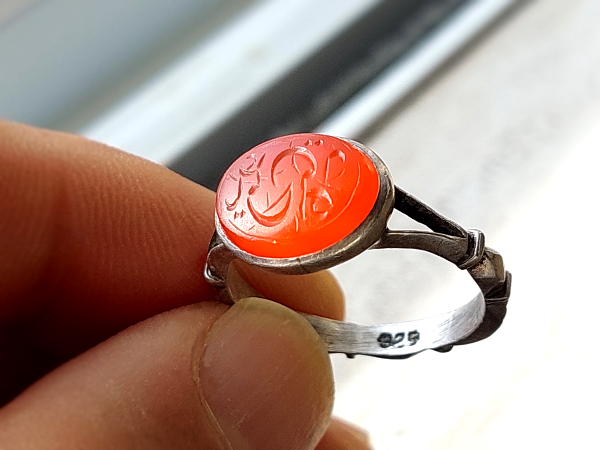 انگشتر عقیق خطی حکاکی دستی یا علی 7189_2