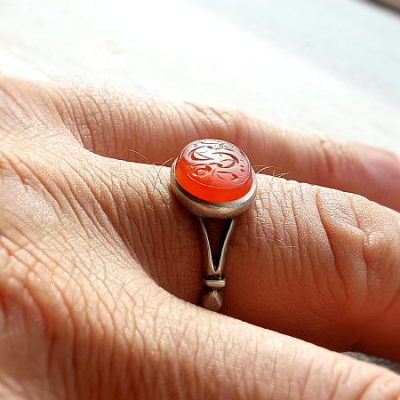 انگشتر عقیق خطی حکاکی دستی یا علی 7189_4